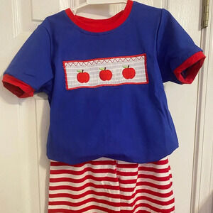 New Smocked Apple Outfit